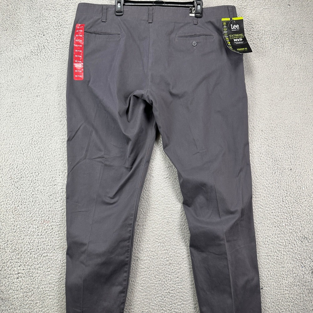 Lee Extreme Motion Mens Performance Khaki Pants Mens 42X32 Gray Straight Fit NEW